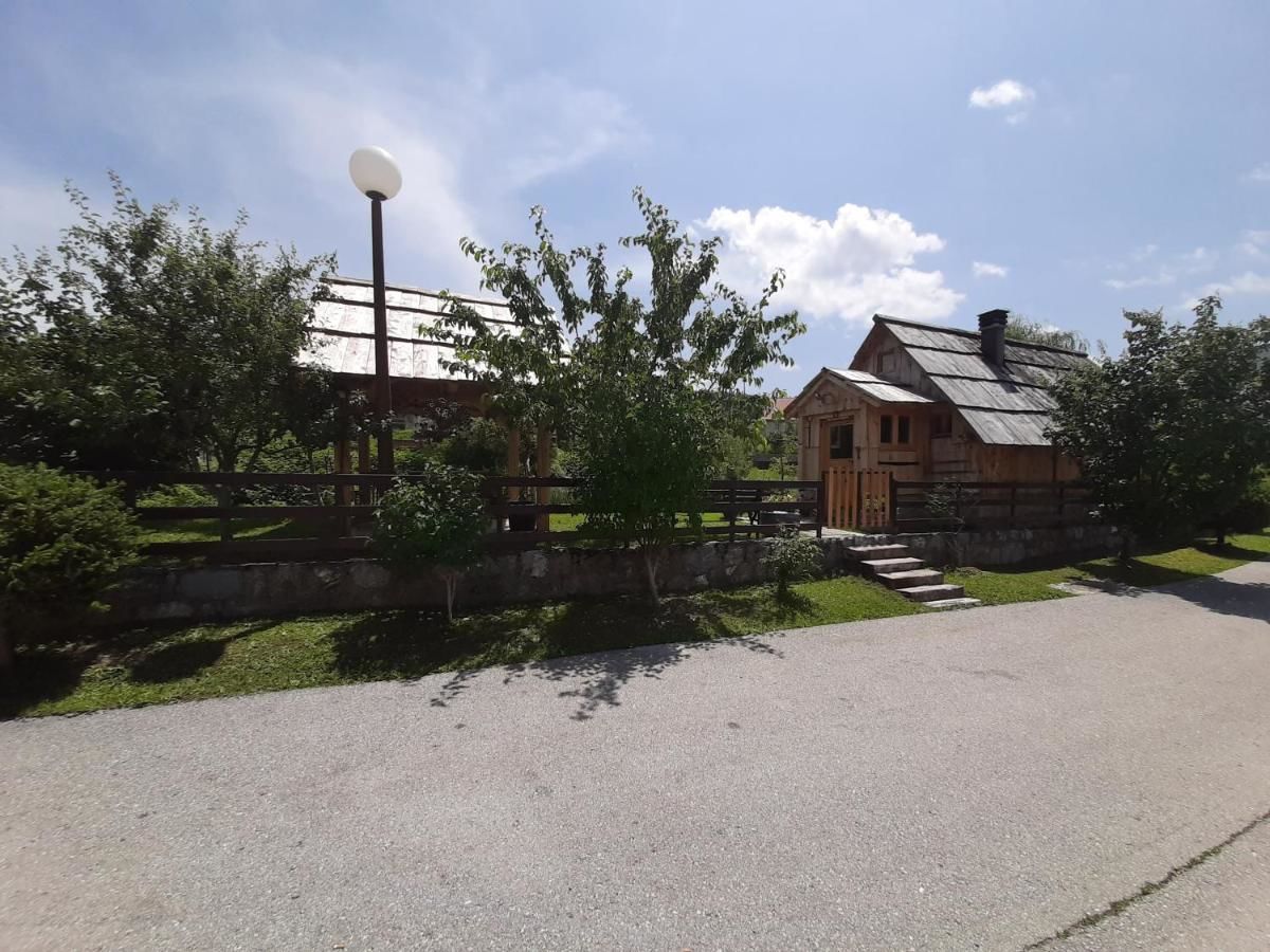 Шале Etno smjestaj ,,Bjelasica' Колашин